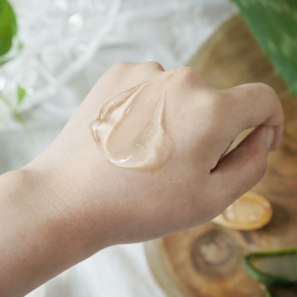 Gel dưỡng ẩm chiết xuất lô hội ISNTREE ALOE SOOTHING GEL