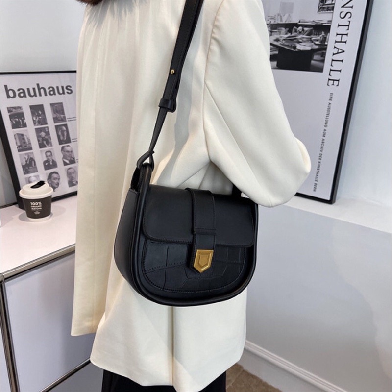 Túi đeo chéo nữ da dày bọc viền 1 dải dáng tròn Zuliashop8386