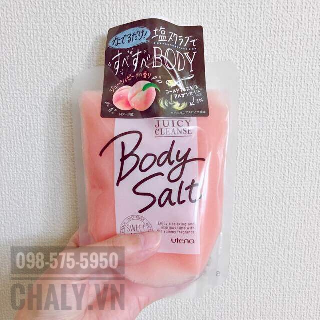 Muối tắm tẩy tế bào chết Utena Body Salt Juicy Cleanse Nhật Bản.Thành phần muối biển làm sạch sâu.Hạt scrub tẩy hiệu quả