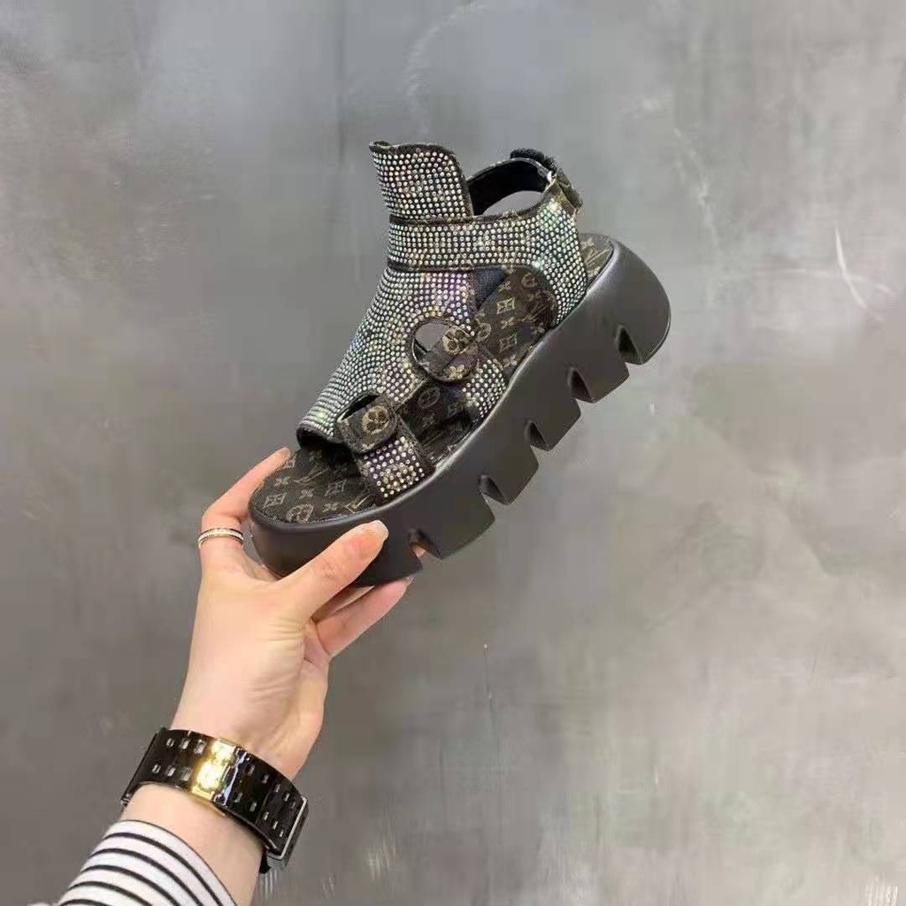 Giày Sandal Hở Ngón Đế Dày Tăng Chiều Cao Phối Khóa Dán Thời Trang Mùa Hè Cho Nữ