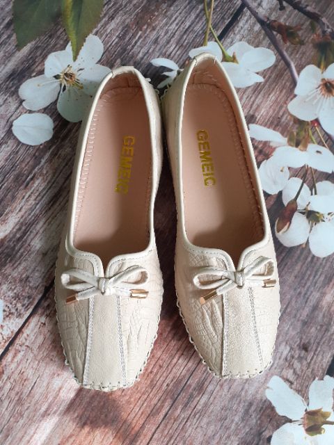 Giày Bệt Nữ Da Mềm Đính Nơ Sang Chảnh Êm Chân | BigBuy360 - bigbuy360.vn