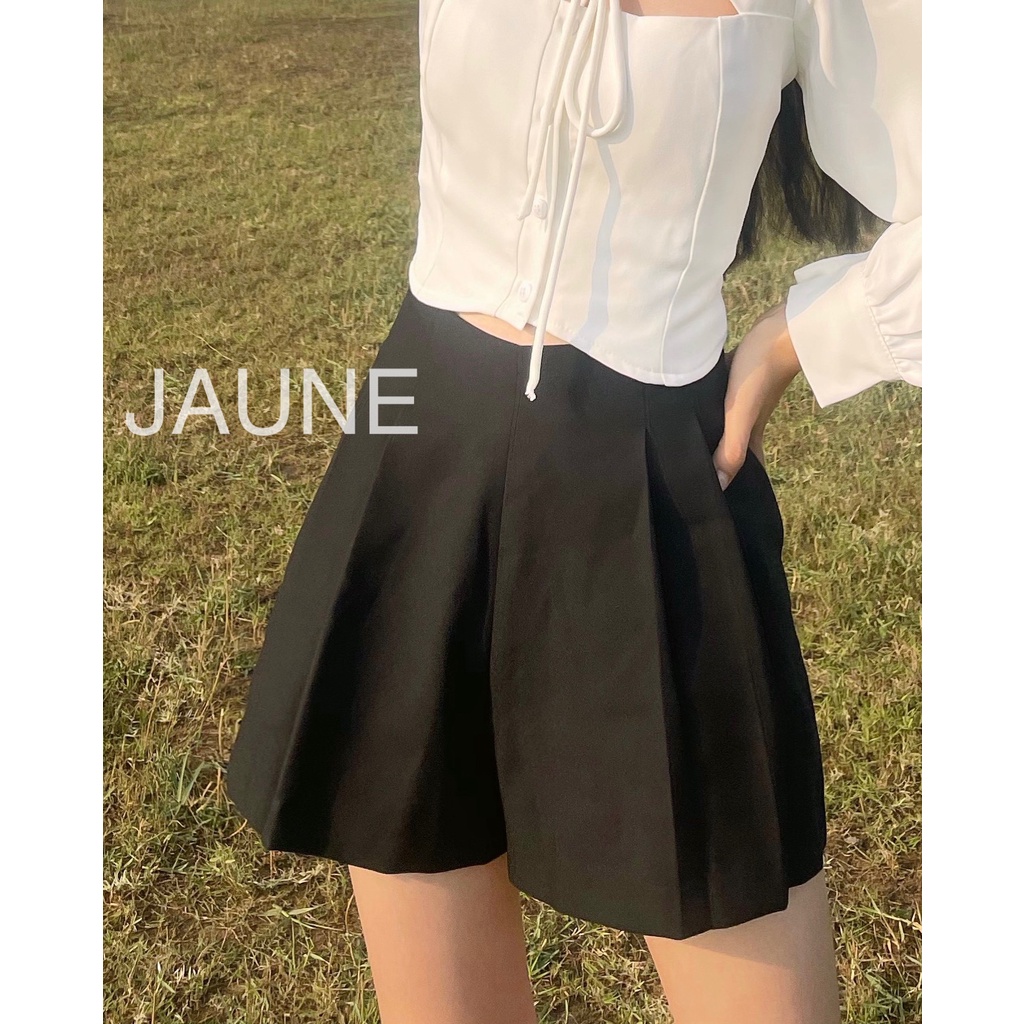 Quần short thiết kế dập li, dáng chữ A JAUNE- COMOS short