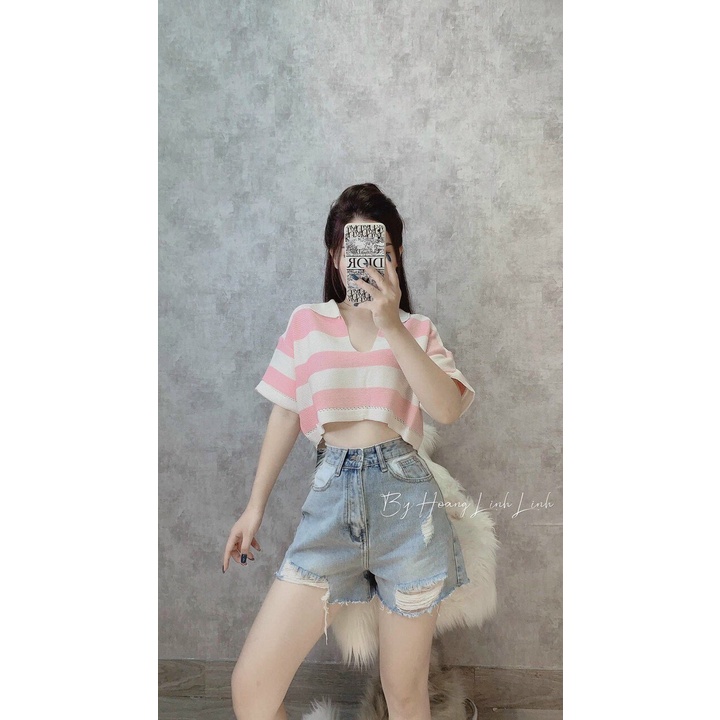 Áo croptop kẻ ngang cổ đức