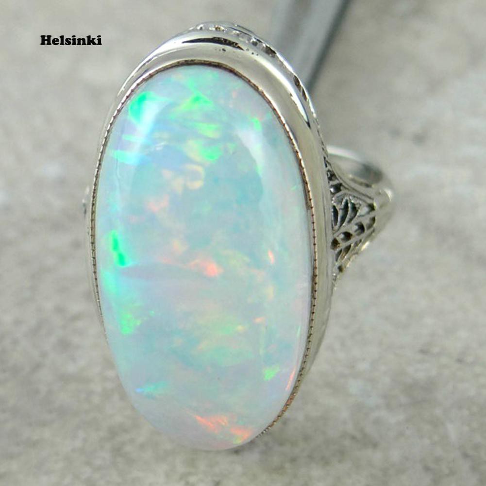 Nhẫn đính hôn nữ mặt đá Opal cổ điển