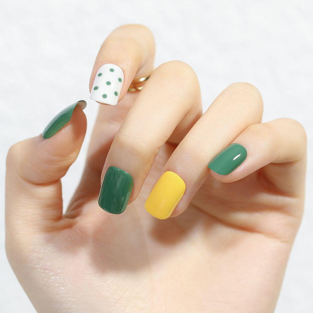 Bộ Móng Tay Giả Ngắn Họa Tiết Gấu Trúc / Hoa Chấm Bi Phong Cách Nhật Bản