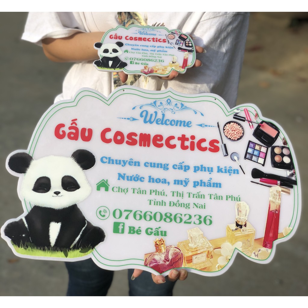 Biển hiệu mica 1 mặt - Thiết kế ghép hình gấu trúc cute - Dành cho shop mỹ phẩm Cosmetics