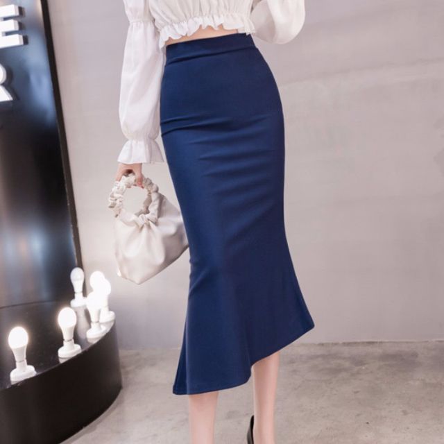 Chân váy ôm body loe