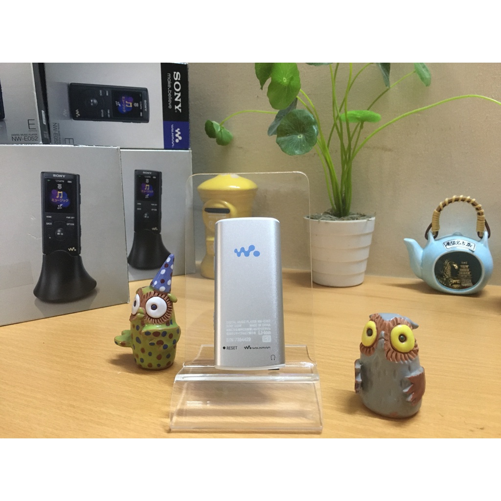 Máy nghe nhạc Sony Walkman NW - E052 - Hàng chính hãng_Like new