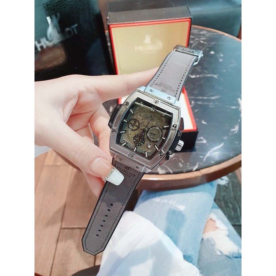 ☘️☘️Đồng hồ nam dây da Khublot , mặt chữ nhật , size 40x45mm
