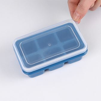 SALE KHÔ MÁU_ khay đá 6 viên_ nhựa dẻo_ dễ lấy đá_Có Nắp