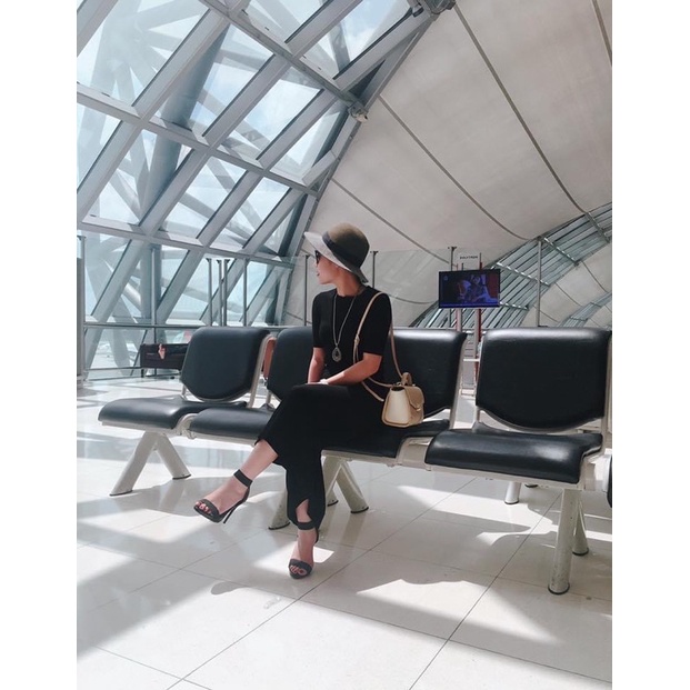 Áo len dệt kim cộc tay classic nữ