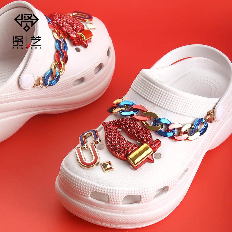 Ghim Cài Hình Đôi Môi Đỏ Cho Túi Giày croc jibz Charms