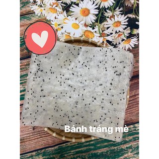 Bánh tráng mè đen đặc sản