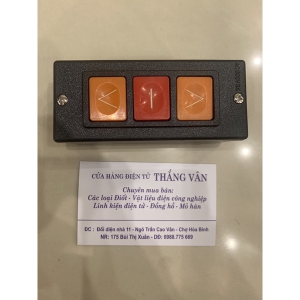 [Nút] Nút nhấn công tắc cửa cuốn 3 Nút