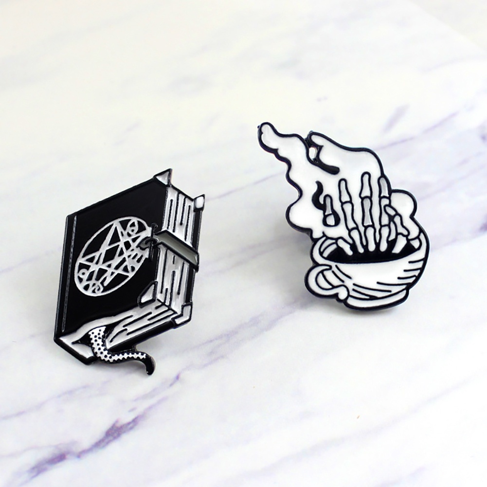 Huy Hiệu Cài Áo Hình Tách Cà Phê/Sách Thời Trang