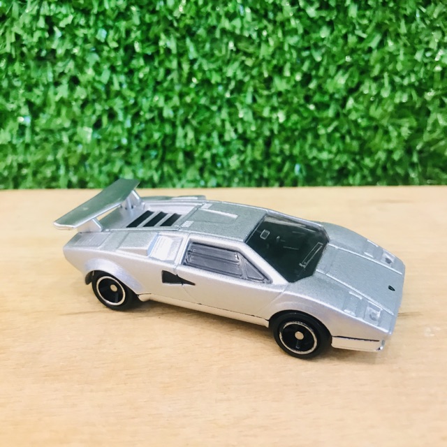 Xe Mô Hình Tomica Lamborghini Countach LP500S màu bạc