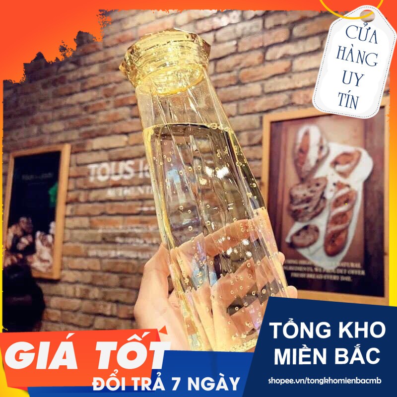 BÌNH THUỶ TINH ĐỰNG NƯỚC HÌNH KIM CƯƠNG 500ml new