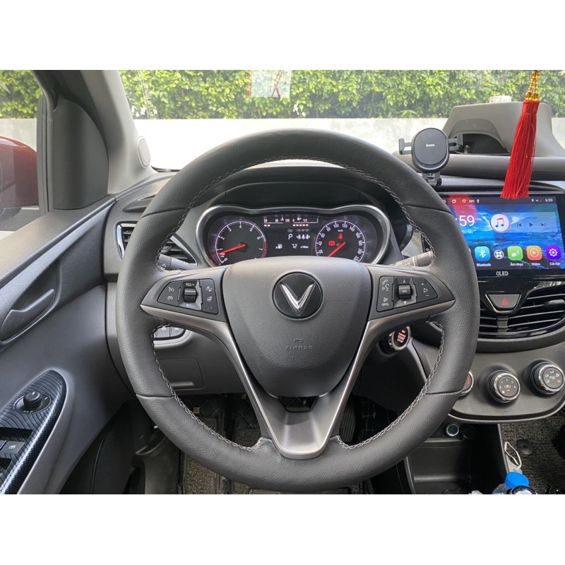 Phím Cruise Control tích hợp nút còi cho VinFast Fadil