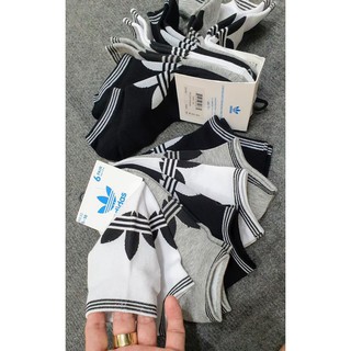 VỚ ADIDAS CỔ NGẮN