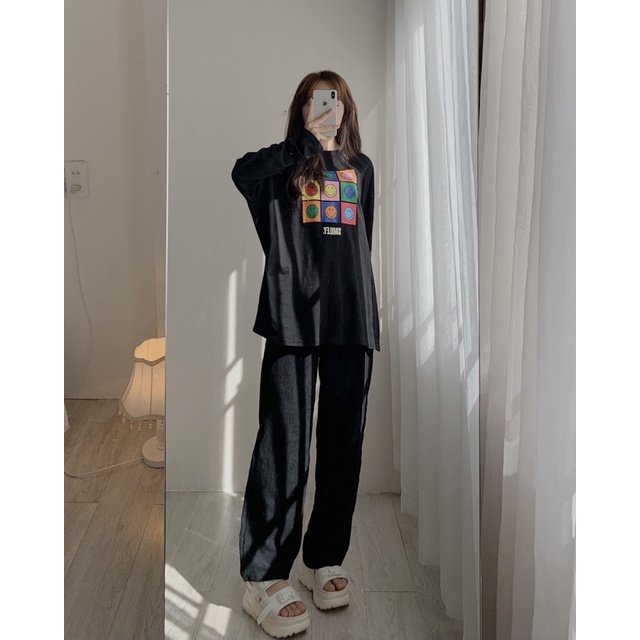 Áo thun form rộng hình mặt cười