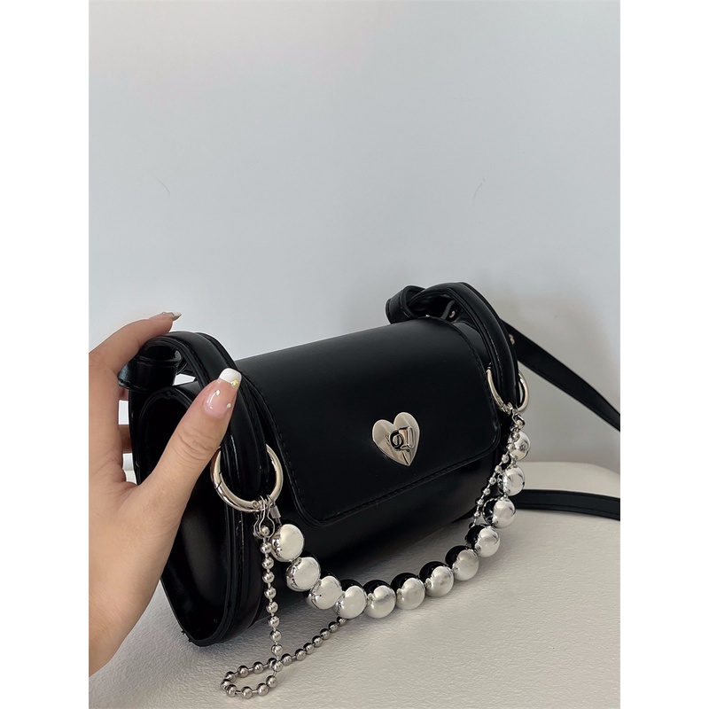 Túi Xách Đeo Vai Hình Trụ Phối Dây Xích Và Hình Trái Tim Thiết Kế Thời Trang Mới 2022 Dành Cho Bạn Nữ