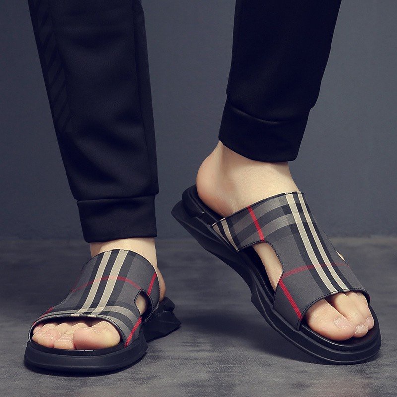 Dép nam quai chéo , đế cao su đúc nguyên khối cực êm ái