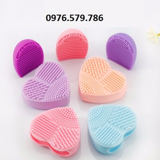 Trứng rửa cọ (hình trái tim)