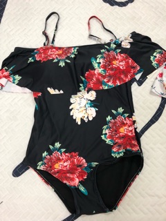 Combo Bikini hoa đỏ trễ vai kèm 3 đôi mút ngực  ❤️ (ảnh thật+video)