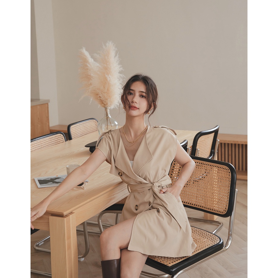Áo khoác không tay kiểu Anh (kèm belt) nữ Air Space 2131826001