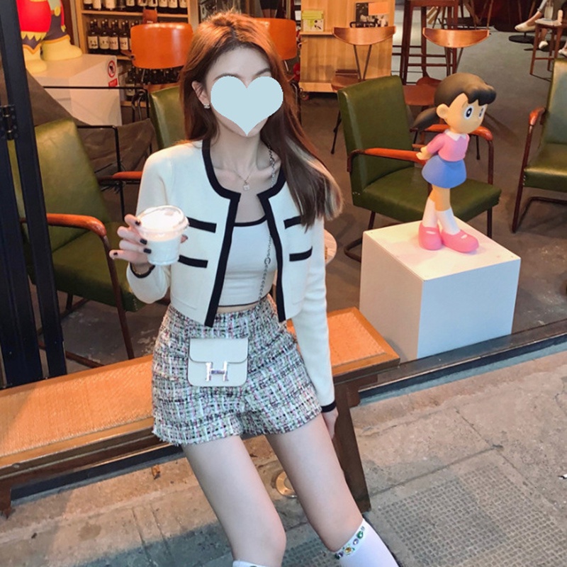 Set áo dây + áo khoác cardigan IELGY dệt kim màu sắc tương phản thời trang đơn giản