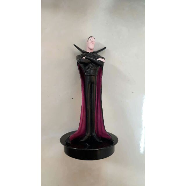 Topper nhân vật Dracula
