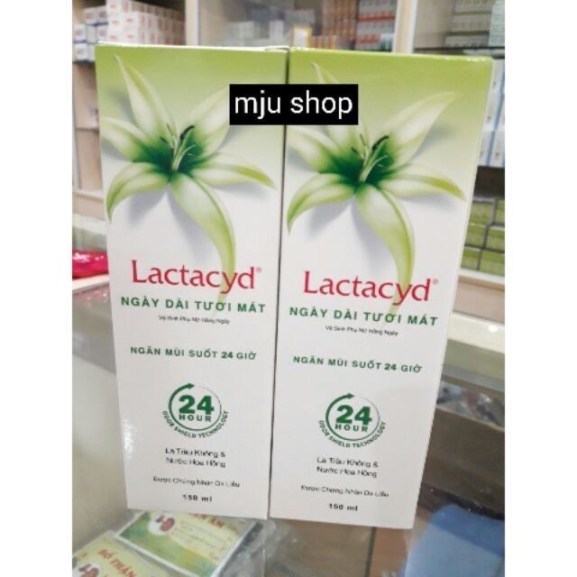 Vệ sinh phụ nữ Lactacyd Lá trầu không và hoa hồng (chai 150ml)