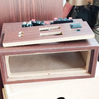 Vỏ CD ô tô, đủ phụ kiện