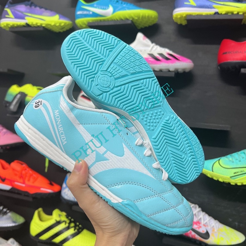 Giày bóng đá MIZUNO VN TF-IC