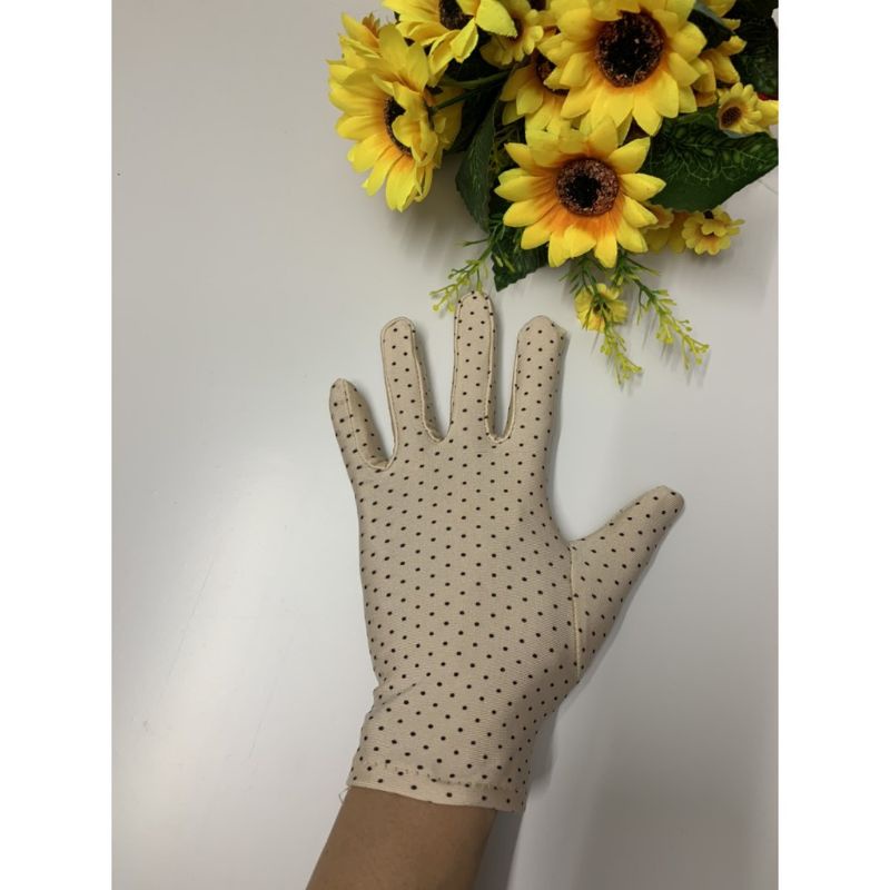 Găng tay, bao tay chống nắng nữ ngắn (1 lớp)chấm bi chất thun lạnh ôm sát tay ,sang chảnh