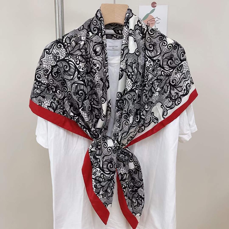 Khăn Choàng Cổ Bandana 110cm (43.3inch) WJ1133-06 In Họa Tiết Đẹp Mắt Cho Nữ