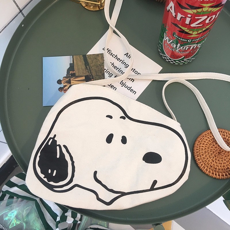 Túi Xách Canvas In Hình Snoopy Đáng Yêu