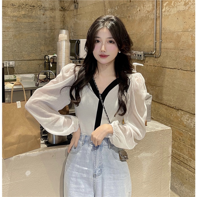 【ZHELIHANGFEI】Áo Chiffon Dệt Kim Tay Phồng Cổ Chữ V Hở Xương Quai Xanh Sang Trọng