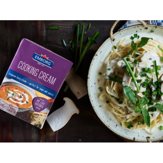 KEM SỮA NẤU Cooking Cream, Whipping cream Emborg, kem xịt Hiệu EMBORG