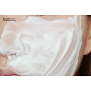 Sữa rửa mặt dưỡng ẩm Foam Cleanser Moisture 180ml