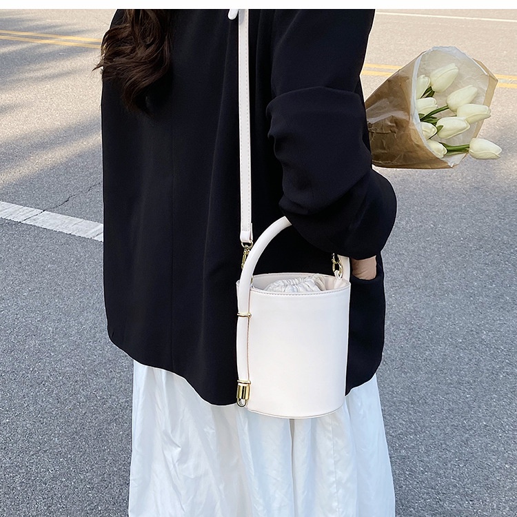 Túi xách tay đeo vai IELGY thời trang trẻ trung chất lượng cao dành cho nữ