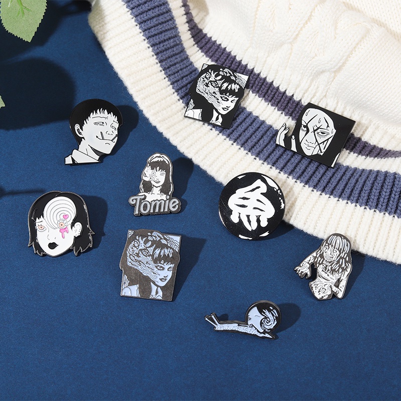 Huy Hiệu Cài Áo Hình Kinh Dị Độc Đáo