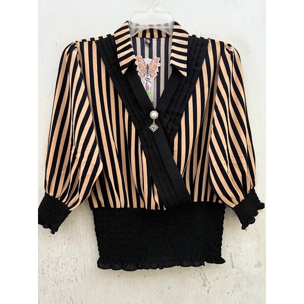 Áo sơ mi nữ bo lai dấu bụng