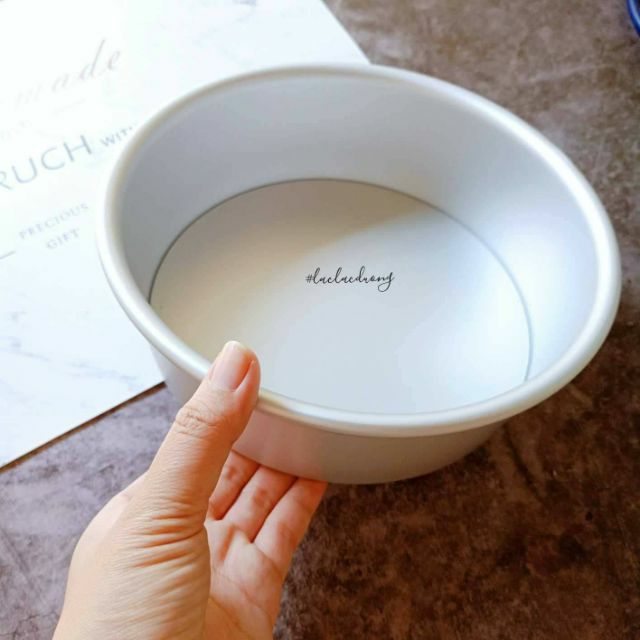 Khuôn nhôm tròn đế rời làm bánh cho bé, dày dặn và đủ size
