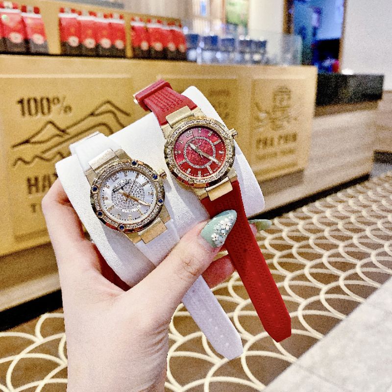 Đồng hồ nữ cao cấp 𝓢𝓪𝓵𝓿𝓪𝓽𝓸𝓻𝓮 𝓕𝓮𝓻𝓻𝓪𝓰𝓪𝓶𝓸