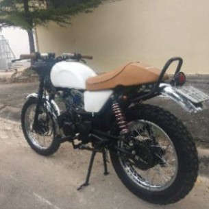 Dè sau Win 100 - thích hợp cho dáng zin Win 100 zin hoặc độ lên các dáng classic như Cafe Racer-Tracker-Scrambler-Enduro