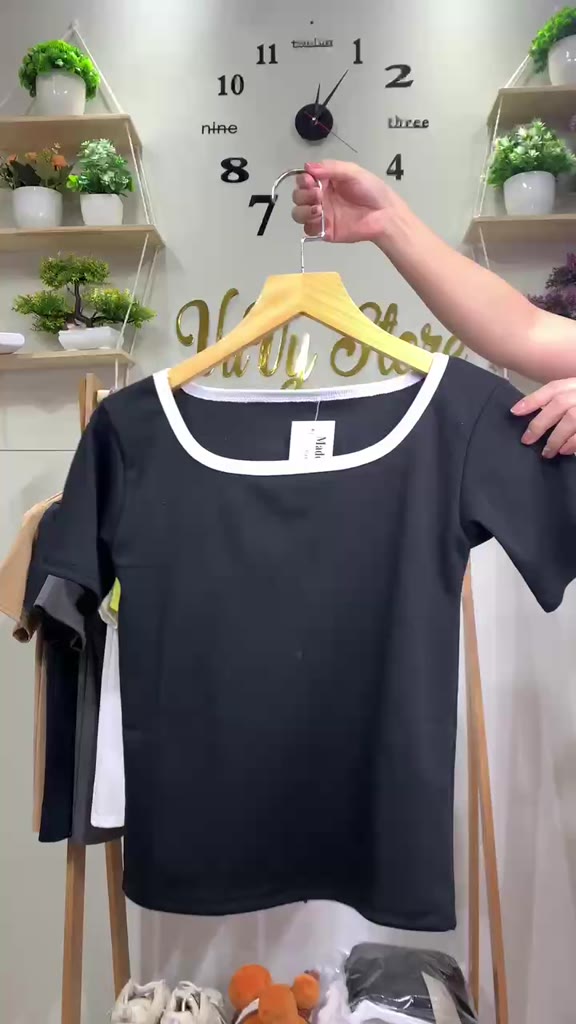 Áo thun nữ, áp phông nữ baby tee cổ vuông tay ngắn trơn thun tăm mềm mịn co dãn 4 chiều vuvy AT8 | BigBuy360 - bigbuy360.vn