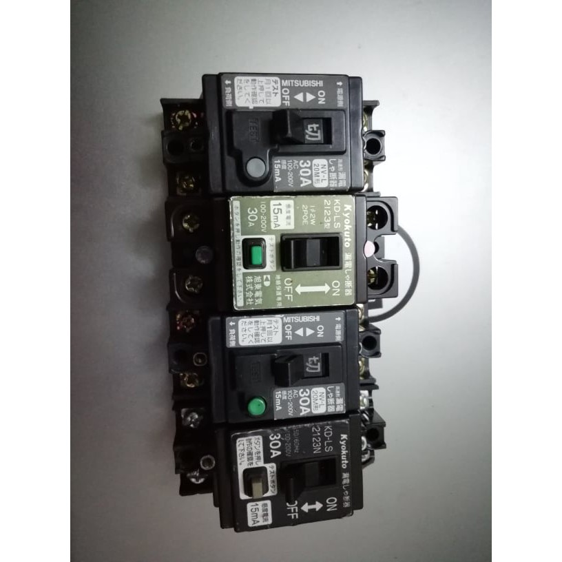 Aptomat CHỐNG GIẬT 30A dòng rò 15mA