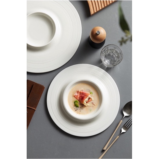 Đĩa Soup sứ trắng vân sọc bo tròn kiểu phương Tây cho nhà hàng,khách sạn