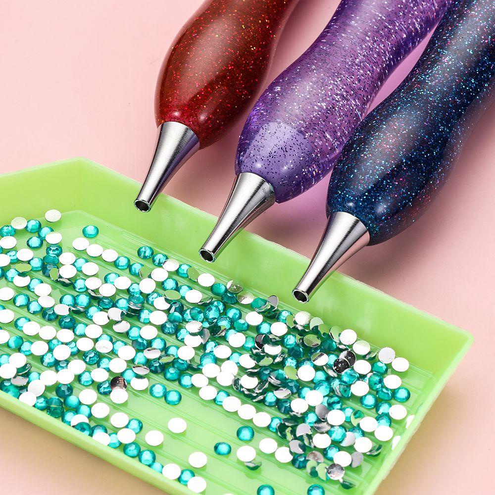 Bút Thêu Tranh Chữ Thập Đính Đá Resin Độc Đáo